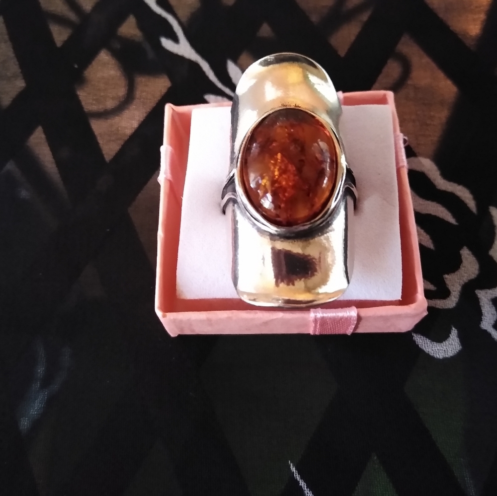 Oblong Ring